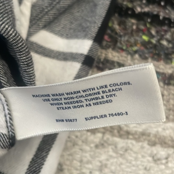 PreOwned Arizona Jean Co Flannel Size Large. - Picture 9 of 10